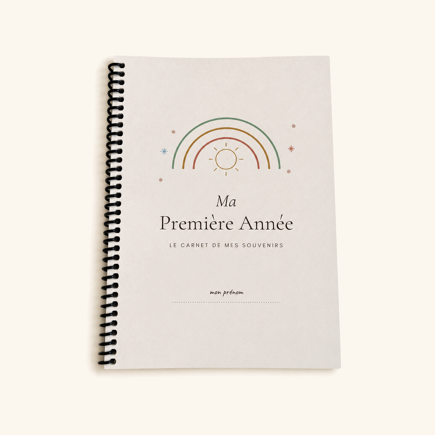 Carnet de naissance Ma Première Année, couverture blanche avec arc-en-ciel et soleil à personnaliser avec le prénom — Petites Lunes